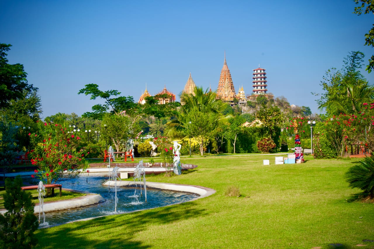 Mueang Kan 77